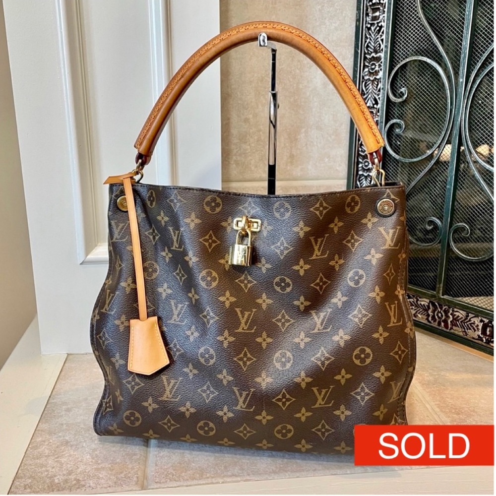 Louis Vuitton Monogram Gaia Noir Hobo Bag